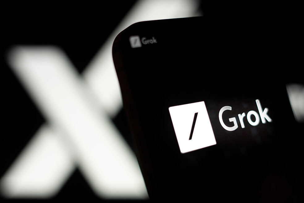 xAI Grok GettyImages 1765893916 بیبی گروک؛ هر آنچه باید در مورد میم کوین پرطرف‌دار Baby Grok بدانید