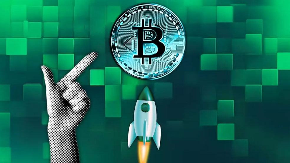 Why is Bitcoin Up Today Will BTC Price Hit Surge Above 100K چه دلایلی قیمت بیت کوین را به ۱۲۳ هزار دلار رساند؟ این روند تا کجا ادامه دارد؟